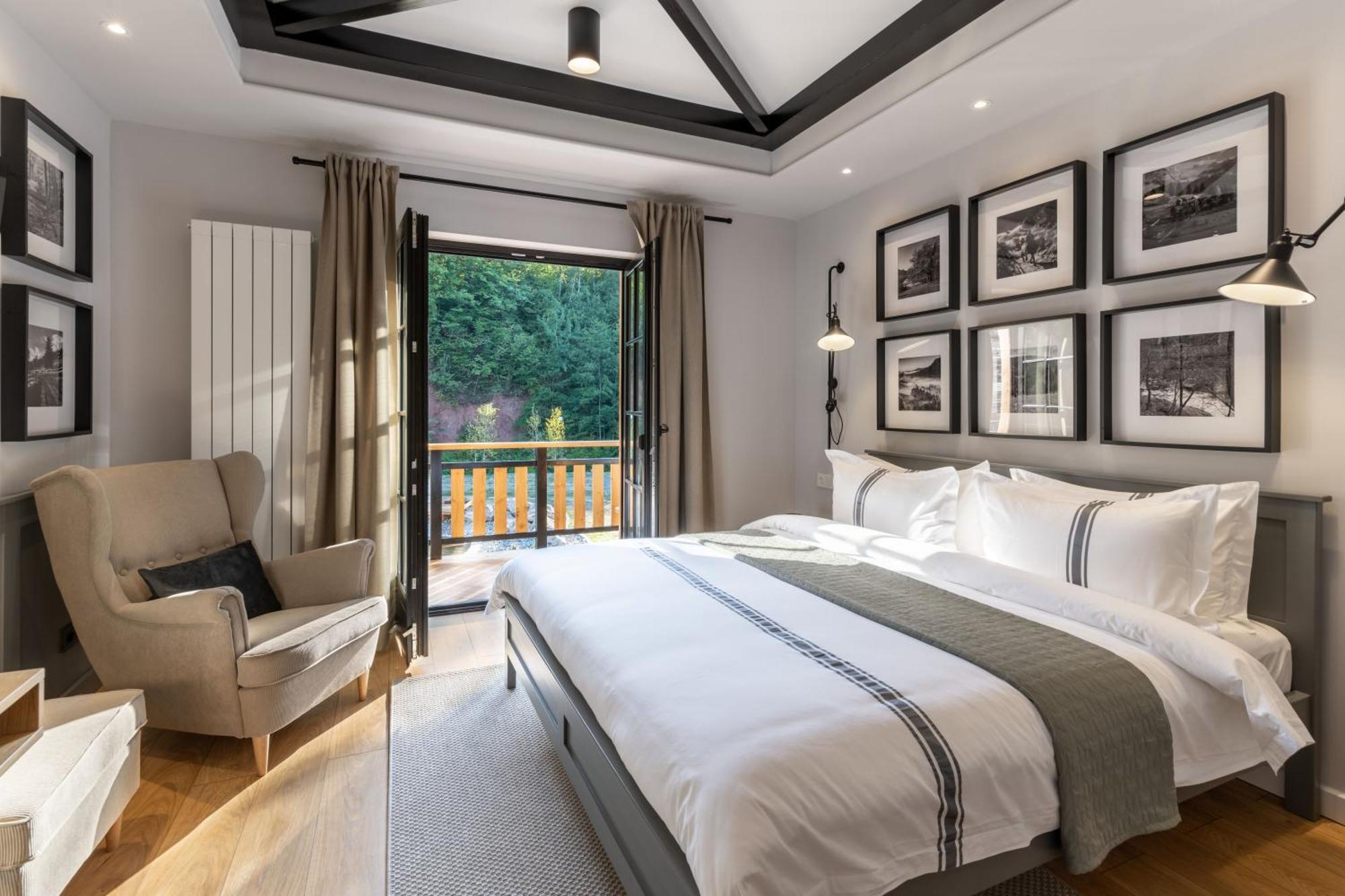 Casa Roben Hotel Rîu de Mori Екстериор снимка