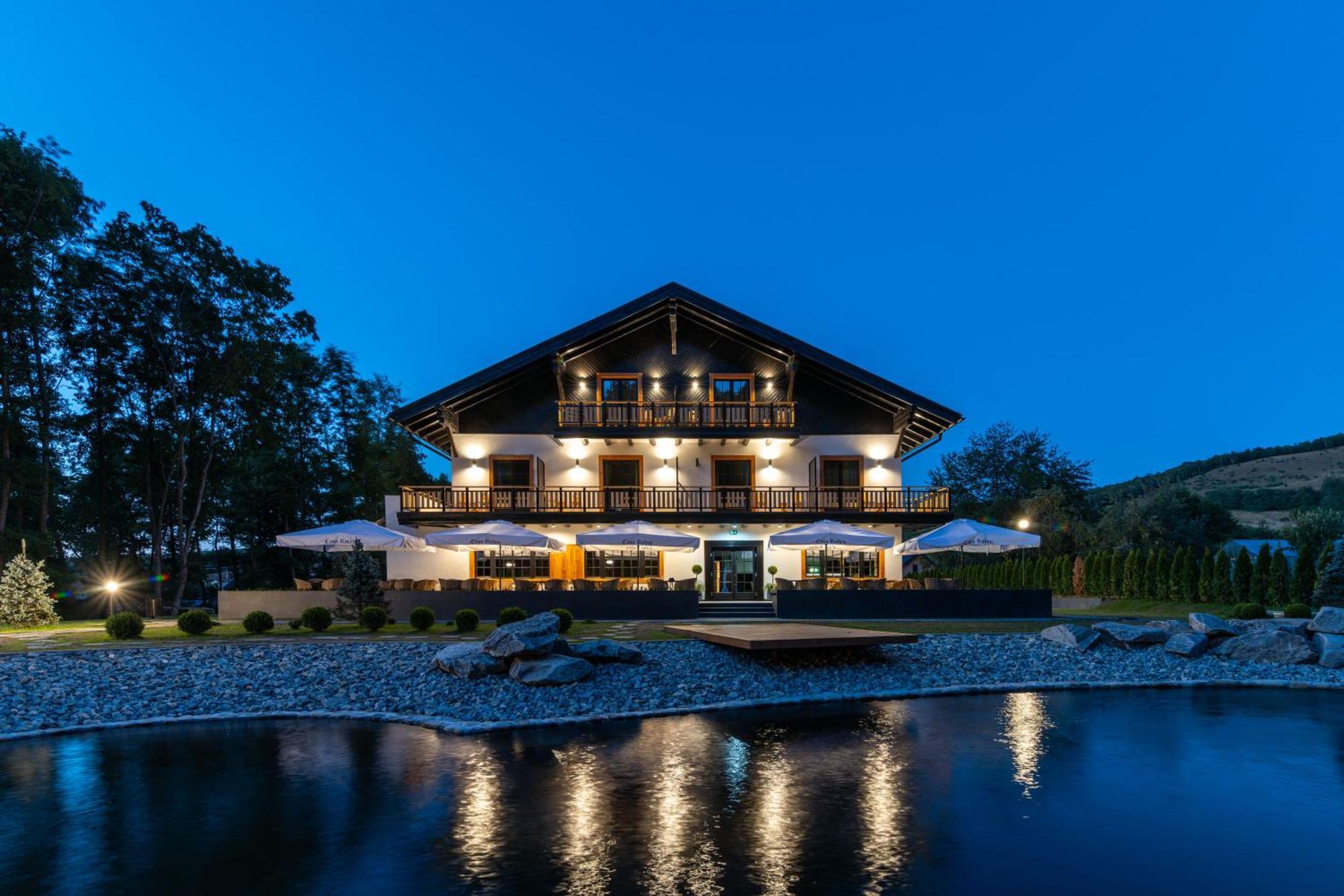 Casa Roben Hotel Rîu de Mori Екстериор снимка